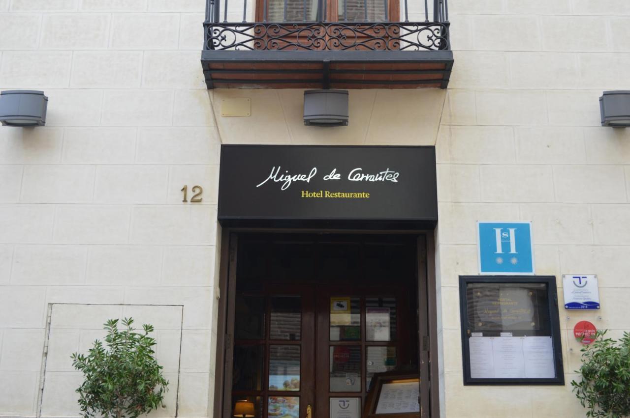 Miguel De Cervantes Alcalá de Henares Exterior foto